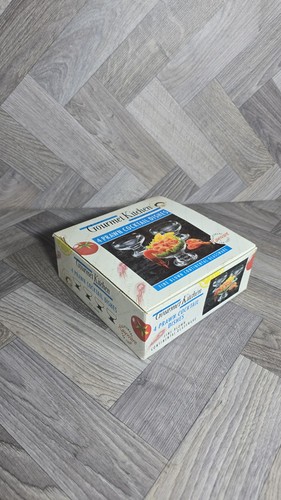 Boxed vintage prawn cocktail - prawn,